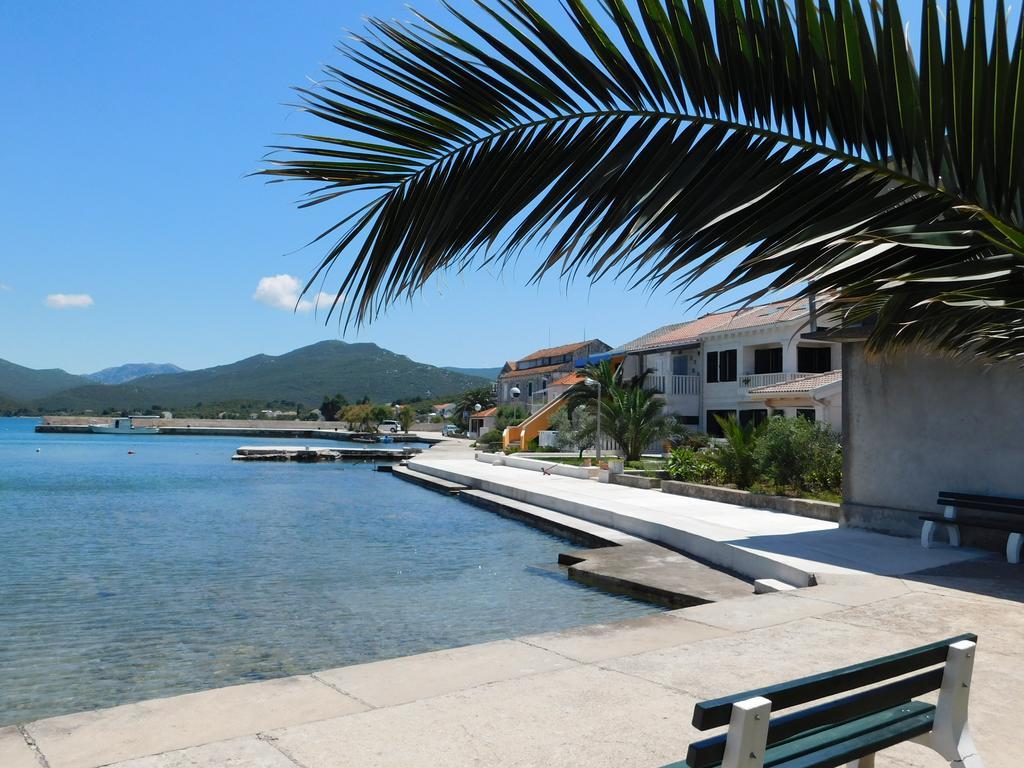 Apartments Kalafatovic Drace Exterior photo