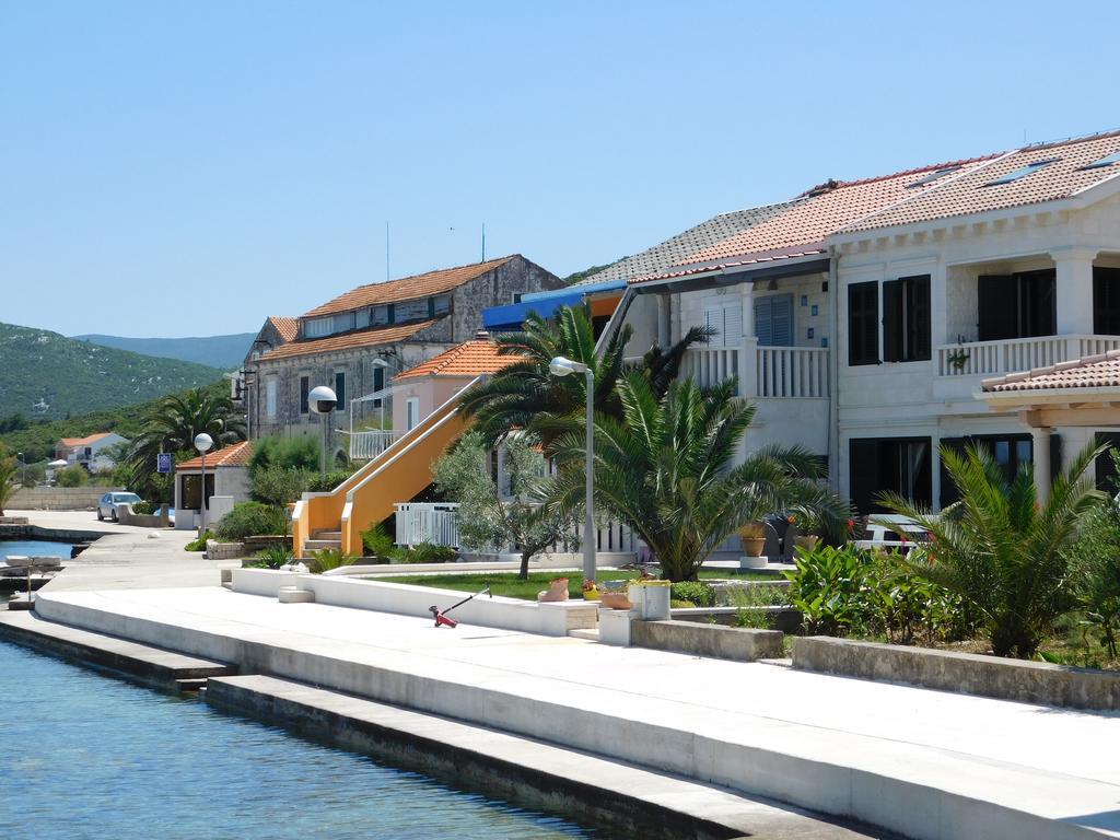 Apartments Kalafatovic Drace Exterior photo