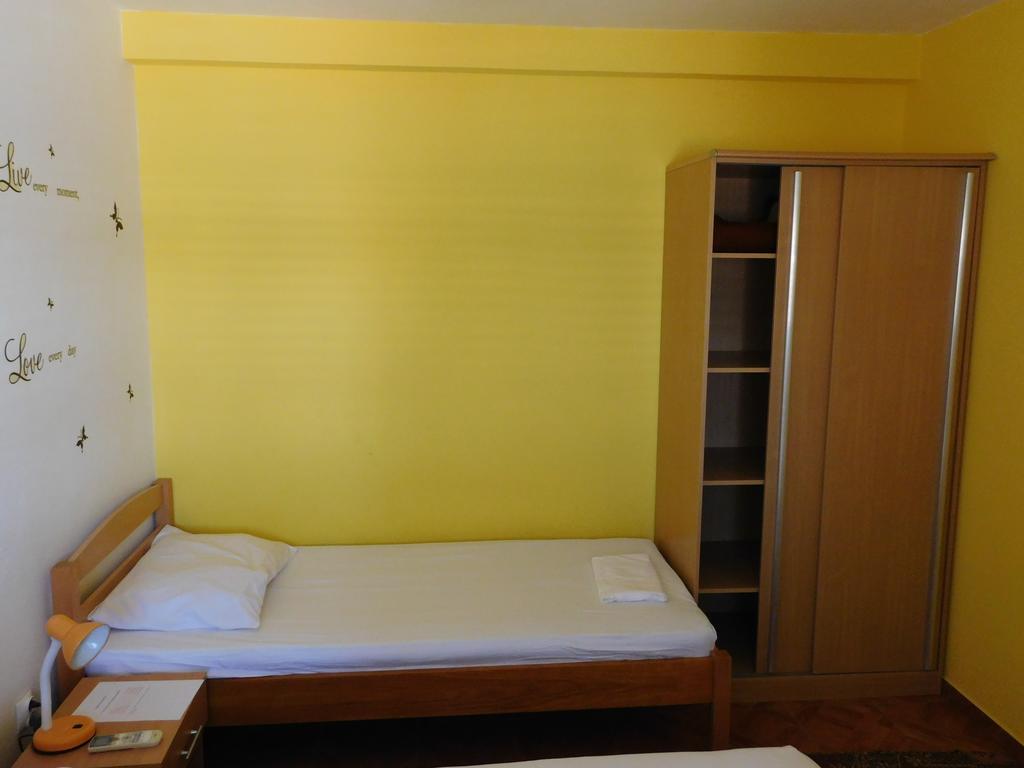 Apartments Kalafatovic Drace Exterior photo